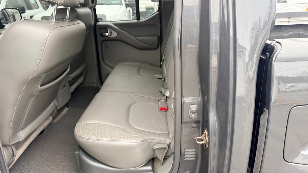 Nissan Frontier S Crew Cab 4WD 2013