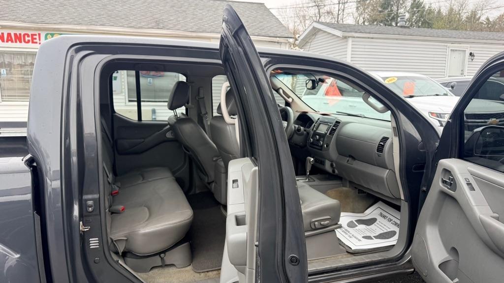 Nissan Frontier S Crew Cab 4WD 2013