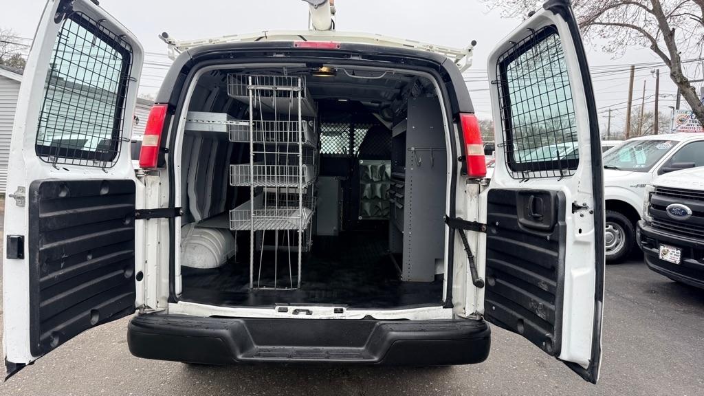 Chevrolet Express 2500 Cargo 2011