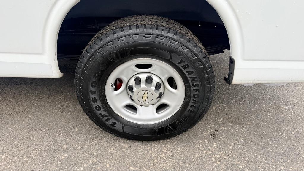 Chevrolet Express 2500 Cargo 2011