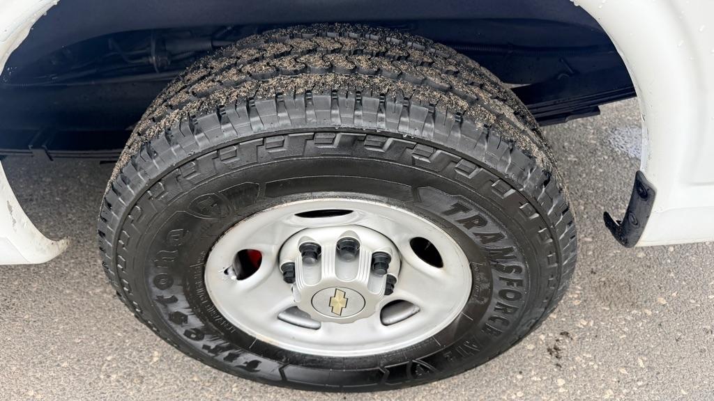 Chevrolet Express 2500 Cargo 2011