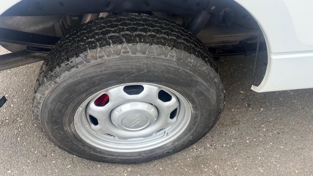 Ford F-150 XLT 2WD Reg Cab 6.5' Box 2013