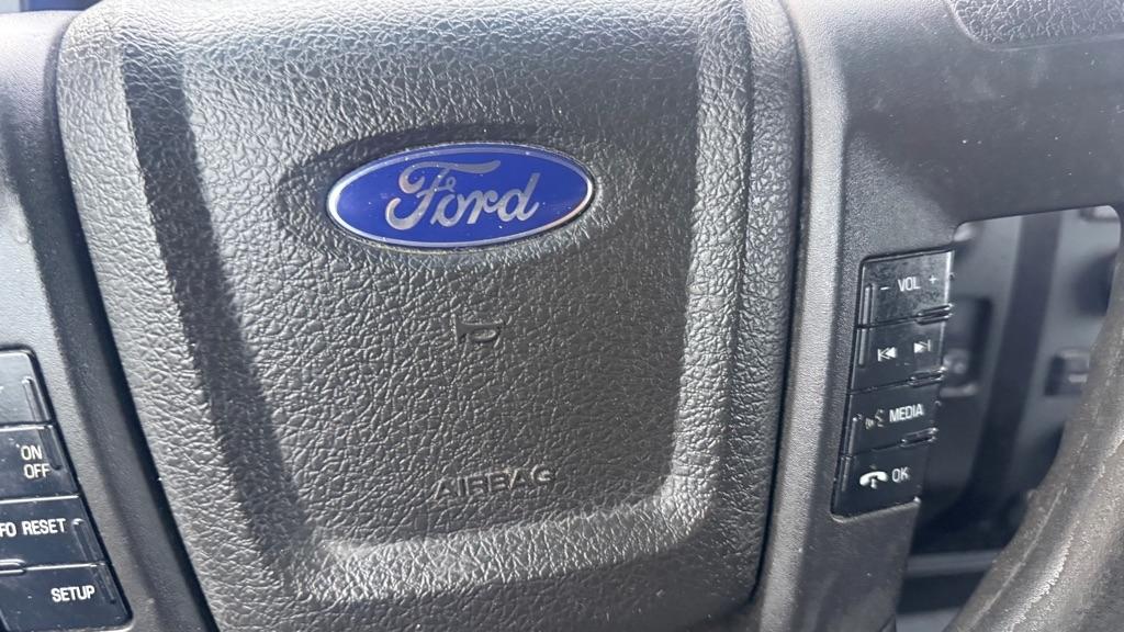 Ford F-150 XLT 2WD Reg Cab 6.5' Box 2013