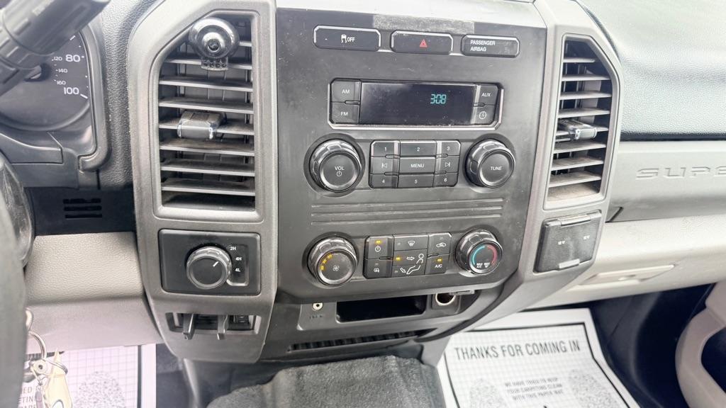 Ford F-250 SD XL SuperCab 4WD 2017