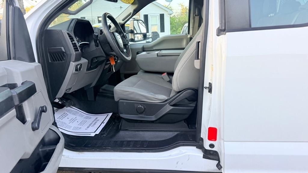 Ford F-250 SD XL SuperCab 4WD 2017