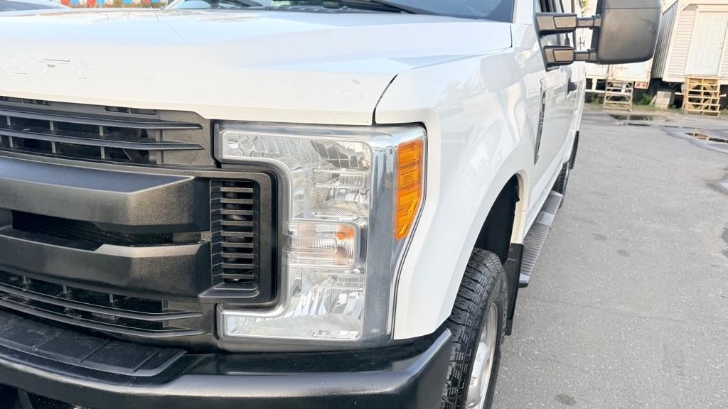 Ford F-250 SD XL SuperCab 4WD 2017