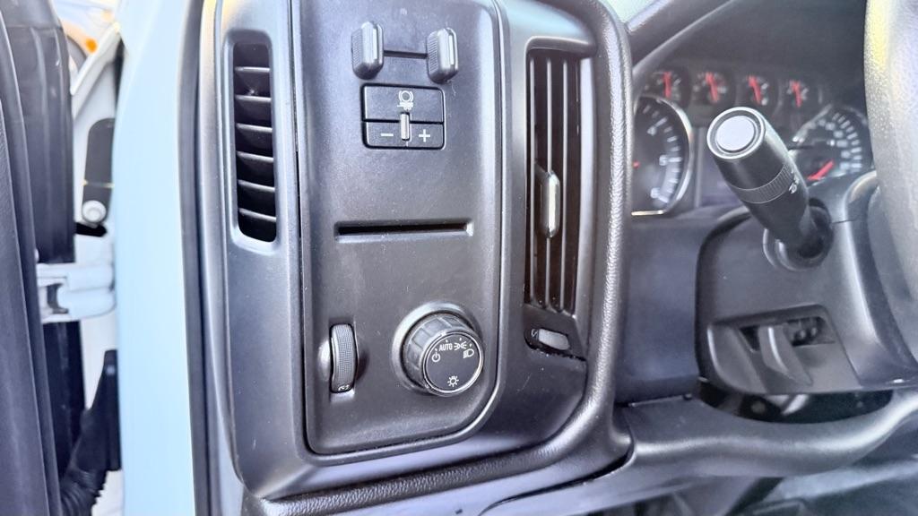 Chevrolet Silverado 2500HD Work Truck Crew Cab 4WD 2017