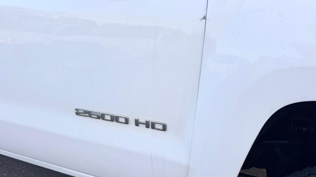 Chevrolet Silverado 2500HD Work Truck Crew Cab 4WD 2017