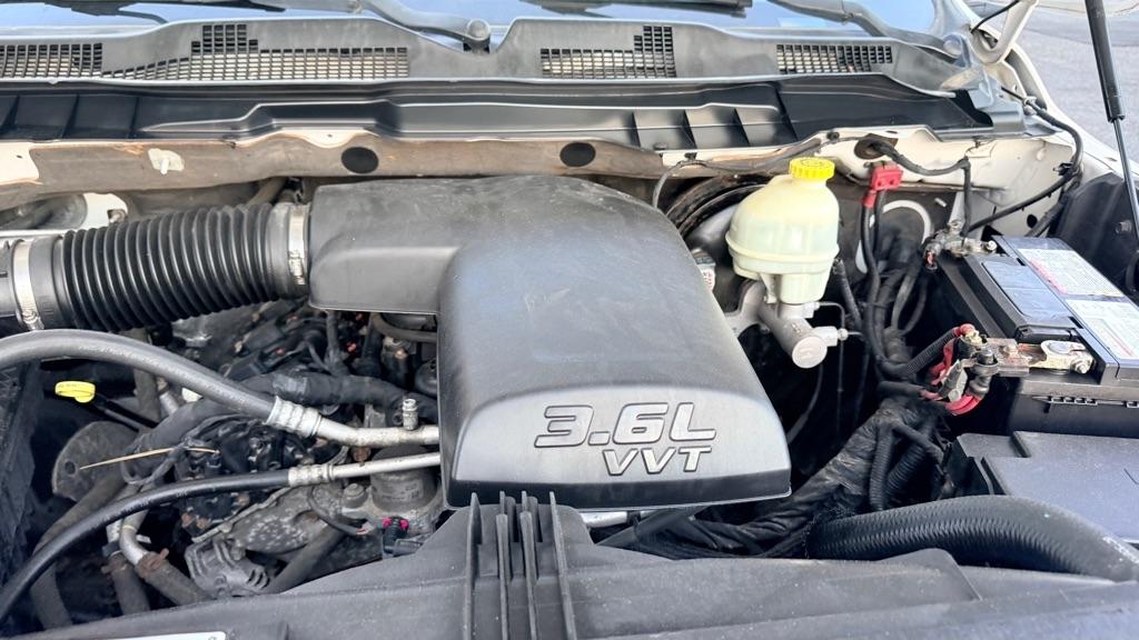 RAM 1500 Tradesman Quad Cab 4WD 2015