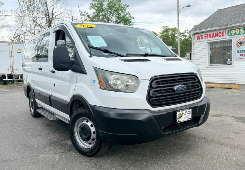 2016 Ford Transit 250 Van Low Roof 60/40 Pass.130-in. WB