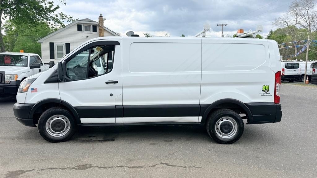 Ford Transit 250 Van Low Roof 60/40 Pass.130-in. WB 2016