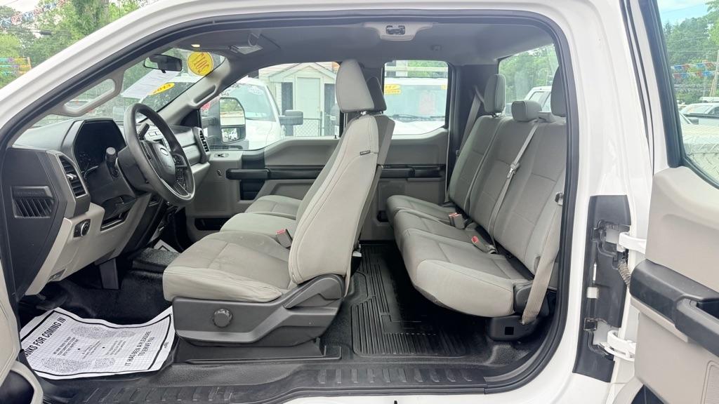 Ford F-250 SD XL SuperCab 2WD 2017