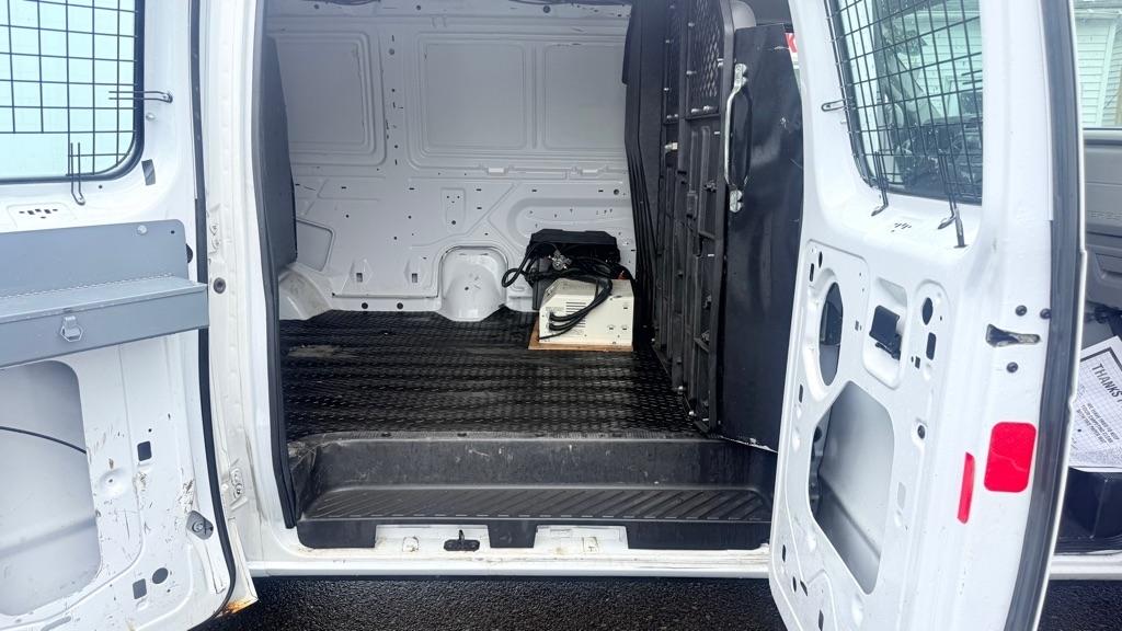 Ford Econoline E-350 Super Duty 2014