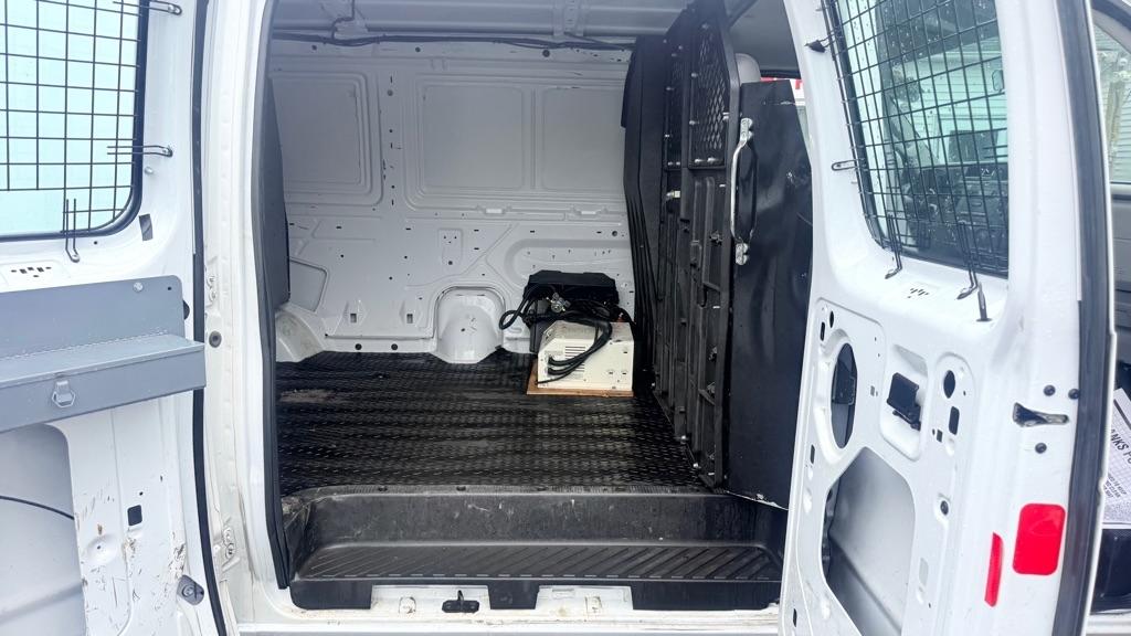 Ford Econoline E-350 Super Duty 2014