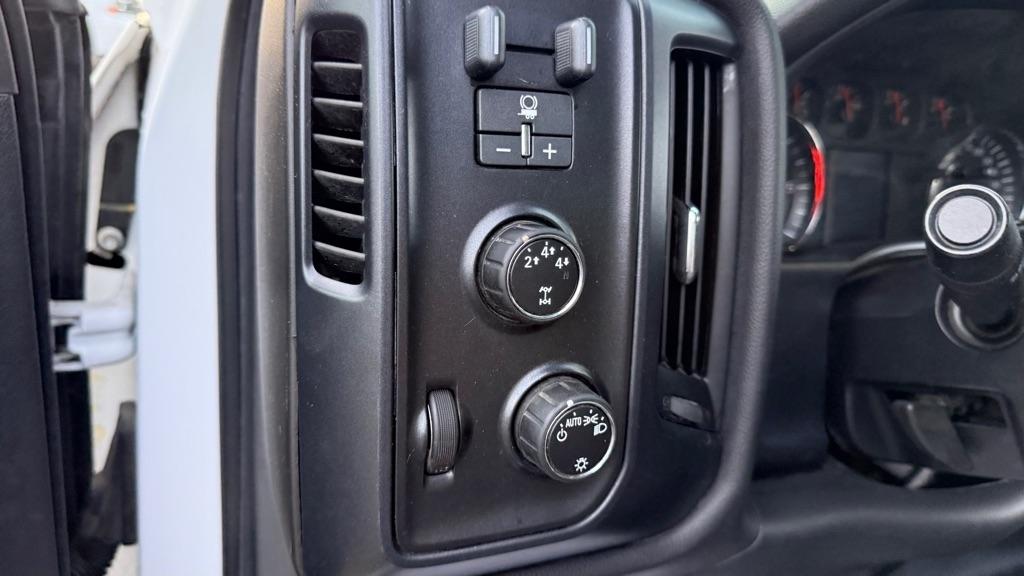 Chevrolet Silverado 2500HD Work Truck Double Cab 4WD 2015