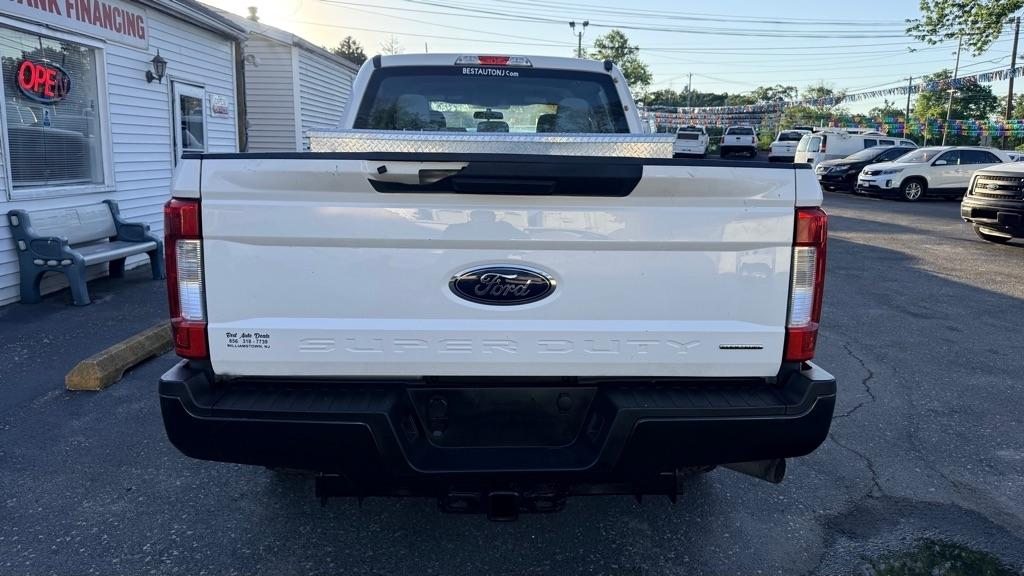 Ford F-250 SD King Ranch Crew Cab 2WD 2017