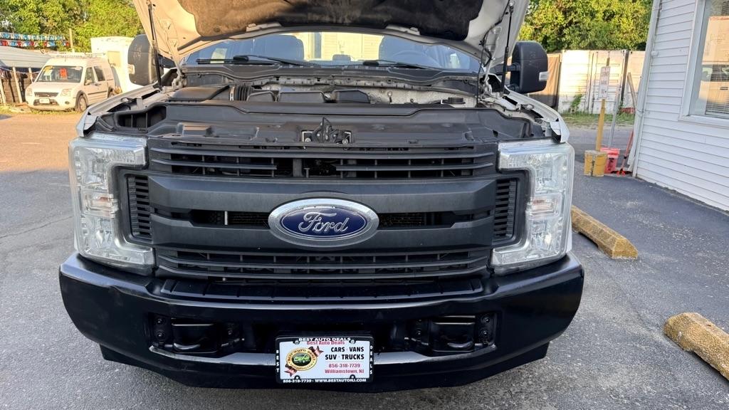 Ford F-250 SD King Ranch Crew Cab 2WD 2017