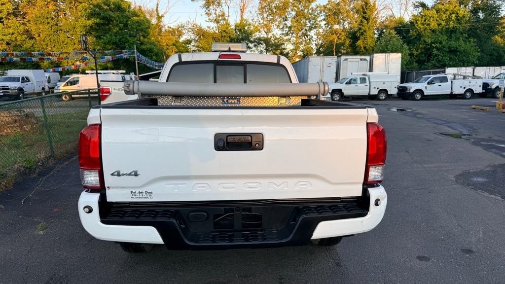 Toyota Tacoma SR5 Access Cab I4 6AT 4WD 2016