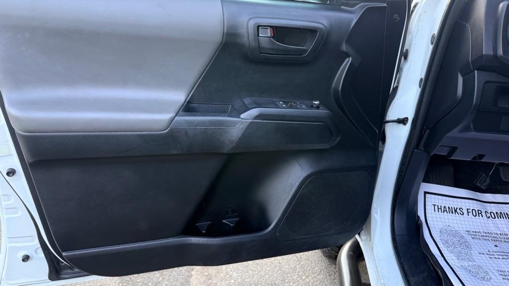 Toyota Tacoma SR5 Access Cab I4 6AT 4WD 2016