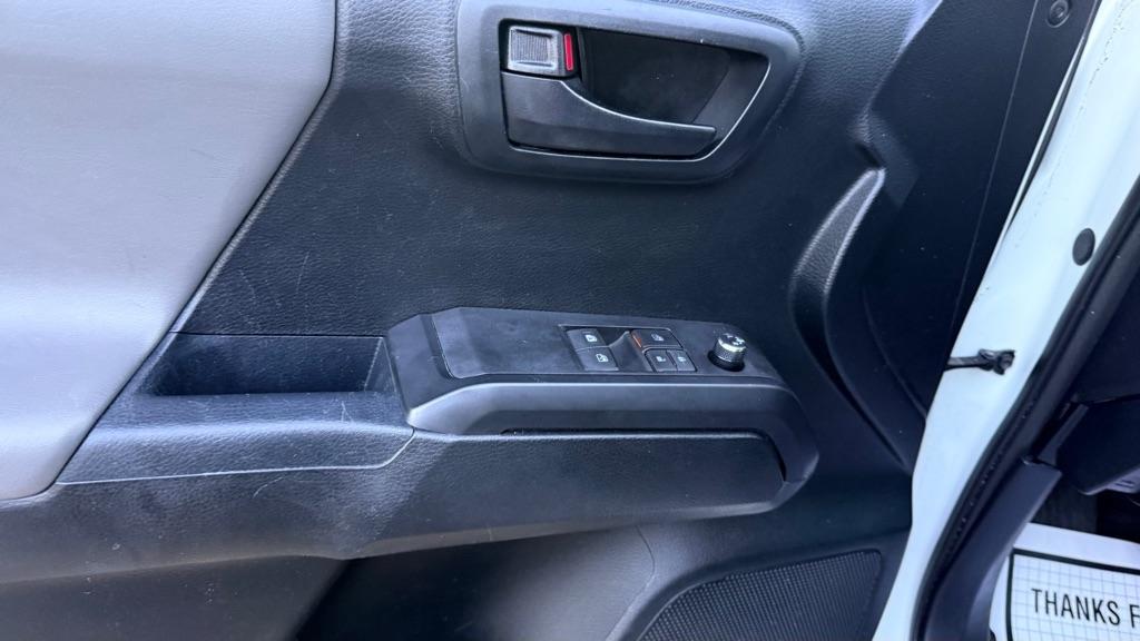 Toyota Tacoma SR5 Access Cab I4 6AT 4WD 2016