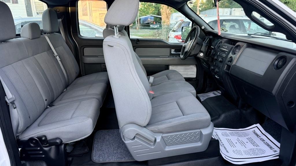 Ford F-150 XL SuperCab 8-ft. Bed 4WD 2014