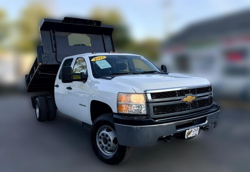 2012 Chevrolet Silverado 3500 Chassis Cab
