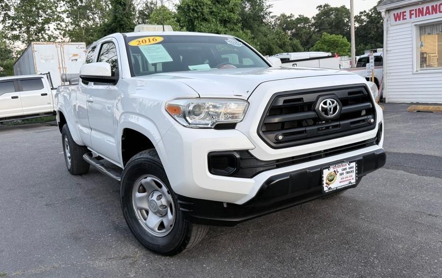 WHI 2016 Toyota Tacoma Pickup Truck  Automatic