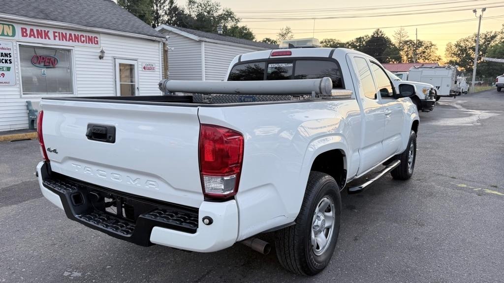 Toyota Tacoma SR5 Access Cab I4 6AT 4WD 2016