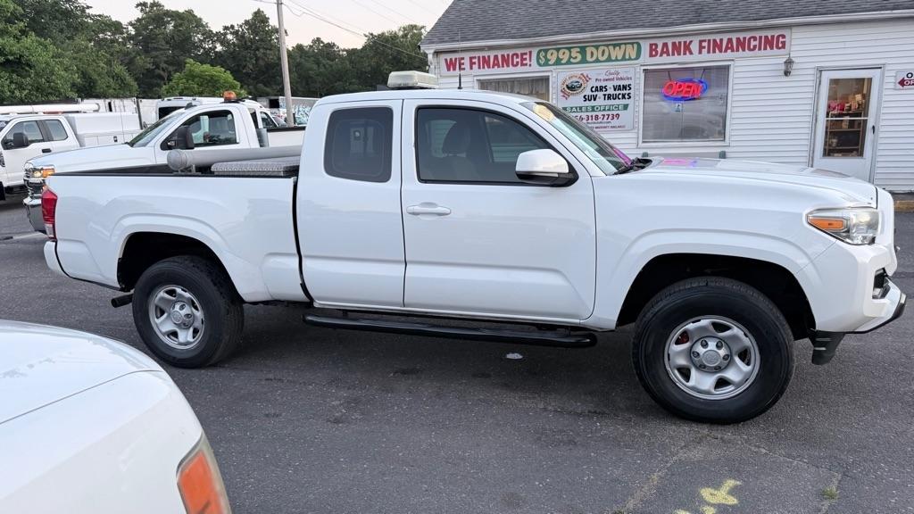 Toyota Tacoma SR5 Access Cab I4 6AT 4WD 2016