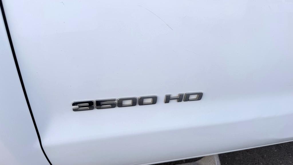 Chevrolet Silverado 3500HD Work Truck Long Box 2WD 2015