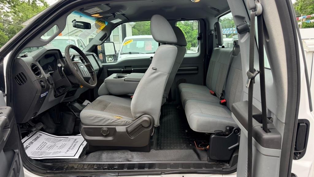 Ford F-250 SD XL SuperCab 4WD 2016
