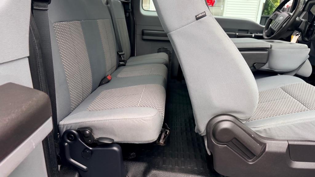Ford F-250 SD XL SuperCab 4WD 2016