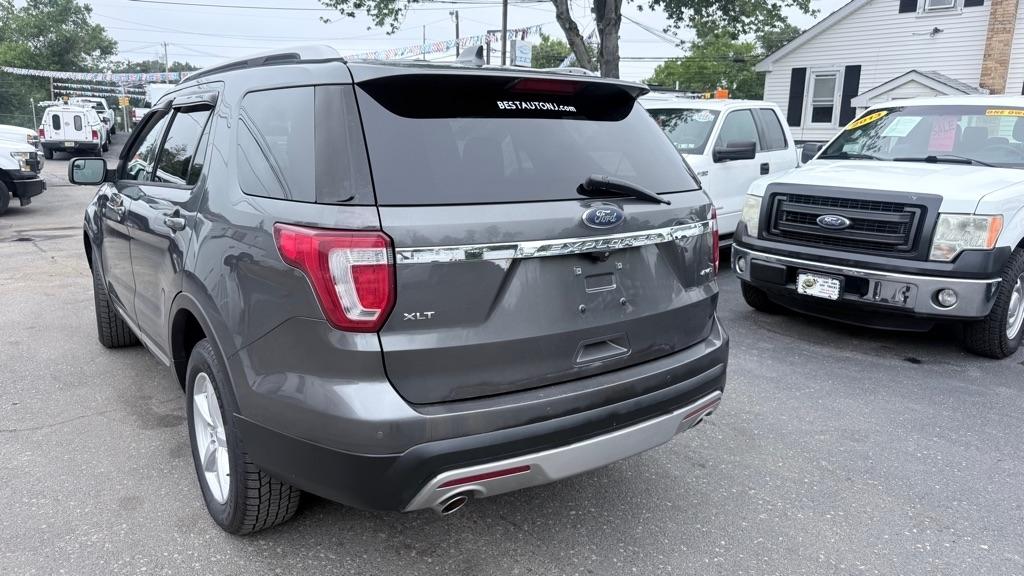 Ford Explorer XLT 4WD 2016