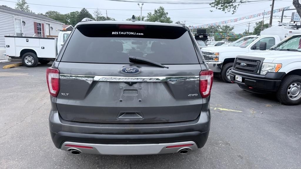 Ford Explorer XLT 4WD 2016
