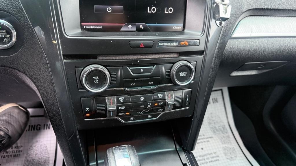 Ford Explorer XLT 4WD 2016