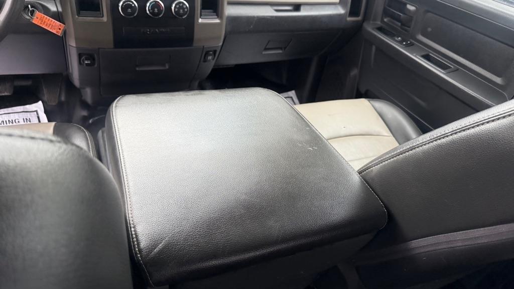 Dodge 1500 ST Quad Cab 2WD 2012