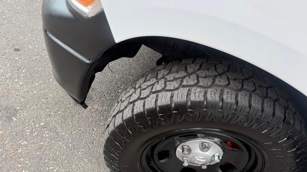 Dodge 1500 ST Quad Cab 2WD 2012