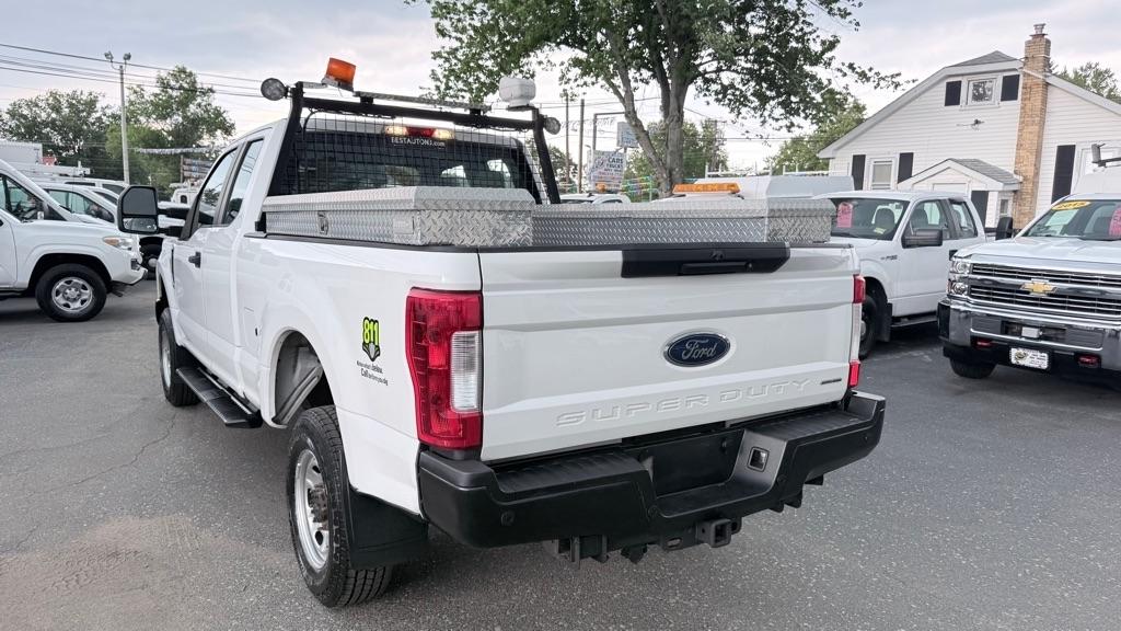 Ford F-250 SD XL SuperCab 4WD 2019