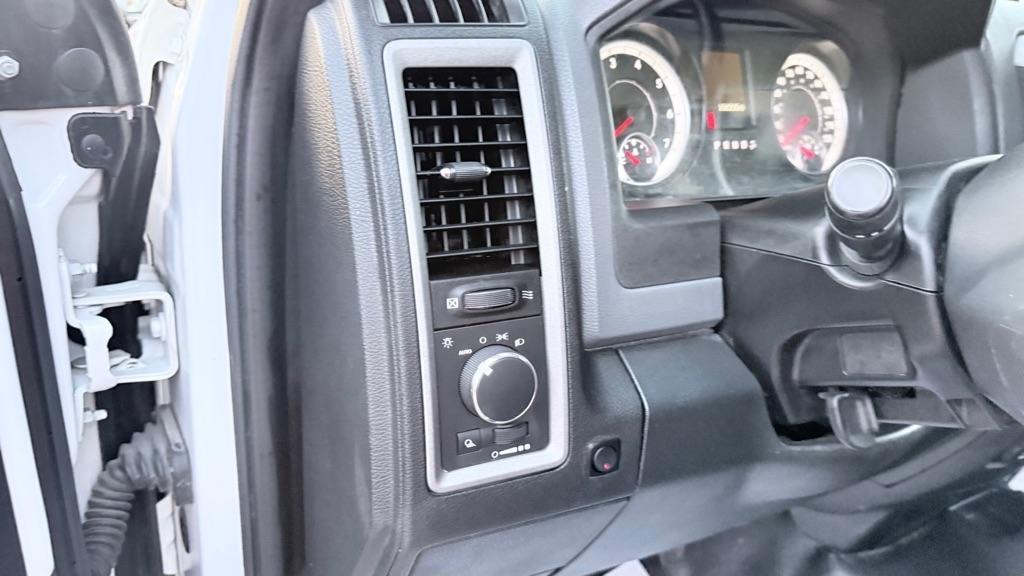RAM 2500 Tradesman Regular Cab 2WD 2015