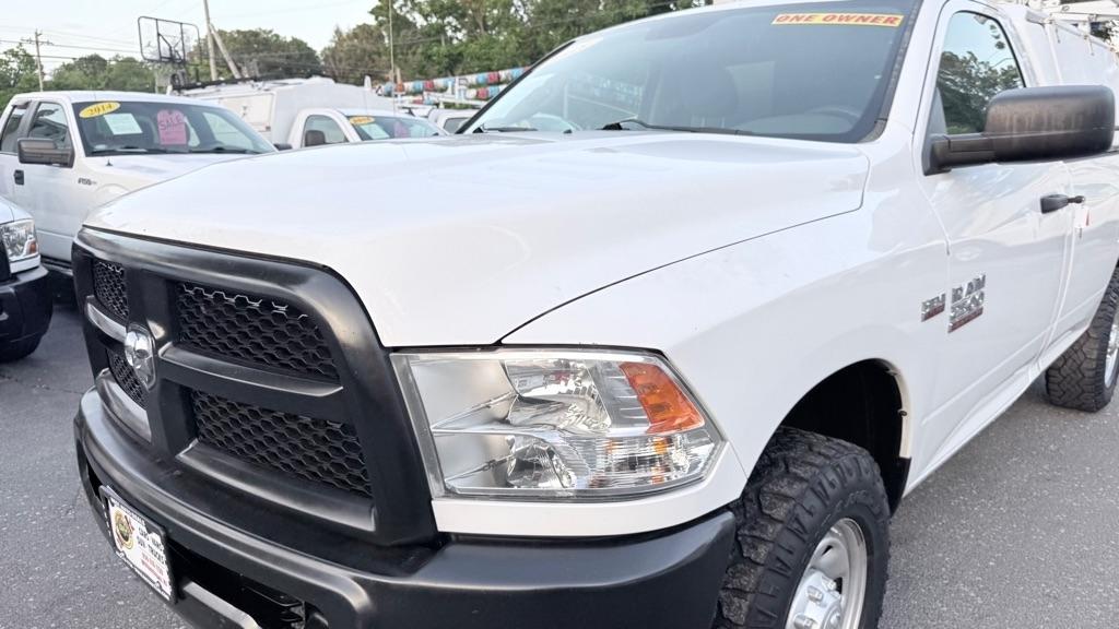 RAM 2500 Tradesman Regular Cab 2WD 2015