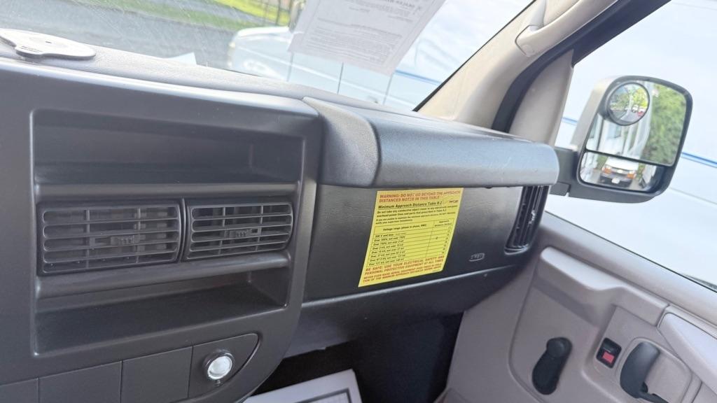Chevrolet Express 2500 Cargo 2012