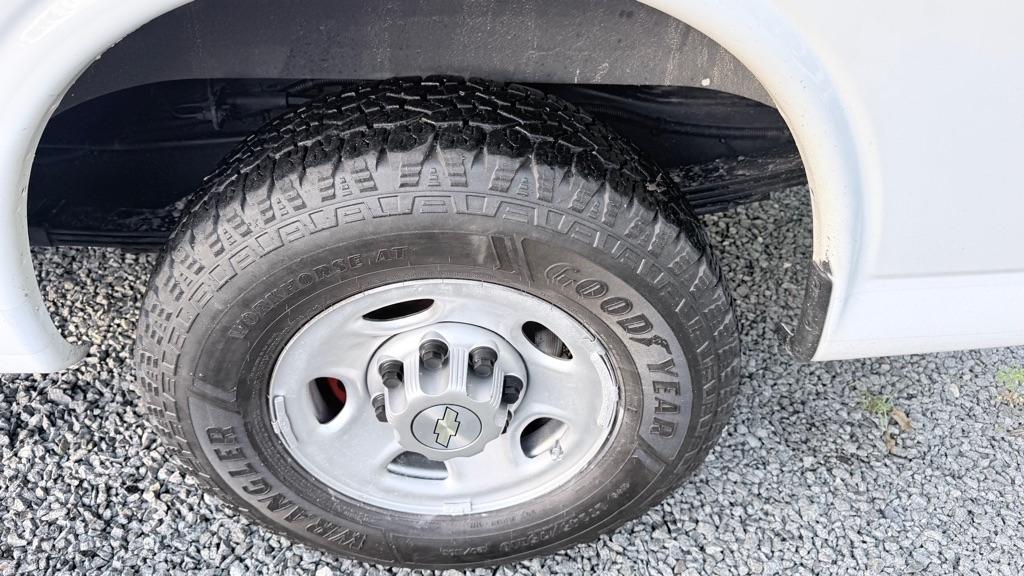 Chevrolet Express 2500 Cargo 2012