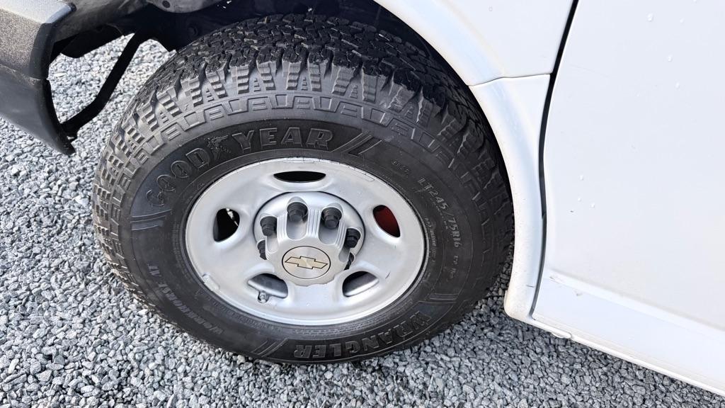 Chevrolet Express 2500 Cargo 2012