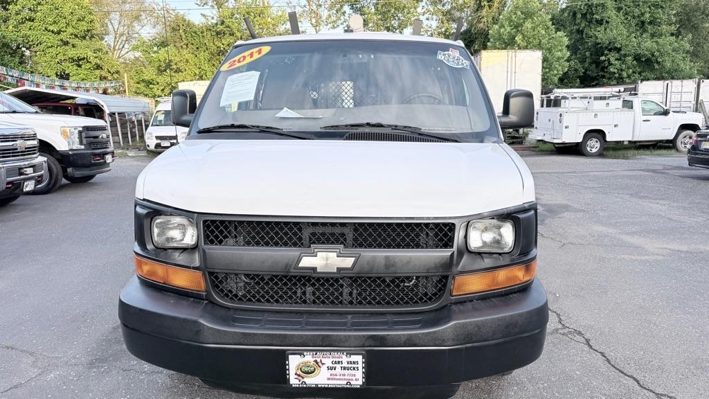 Chevrolet Express RWD 2500 135" 2011