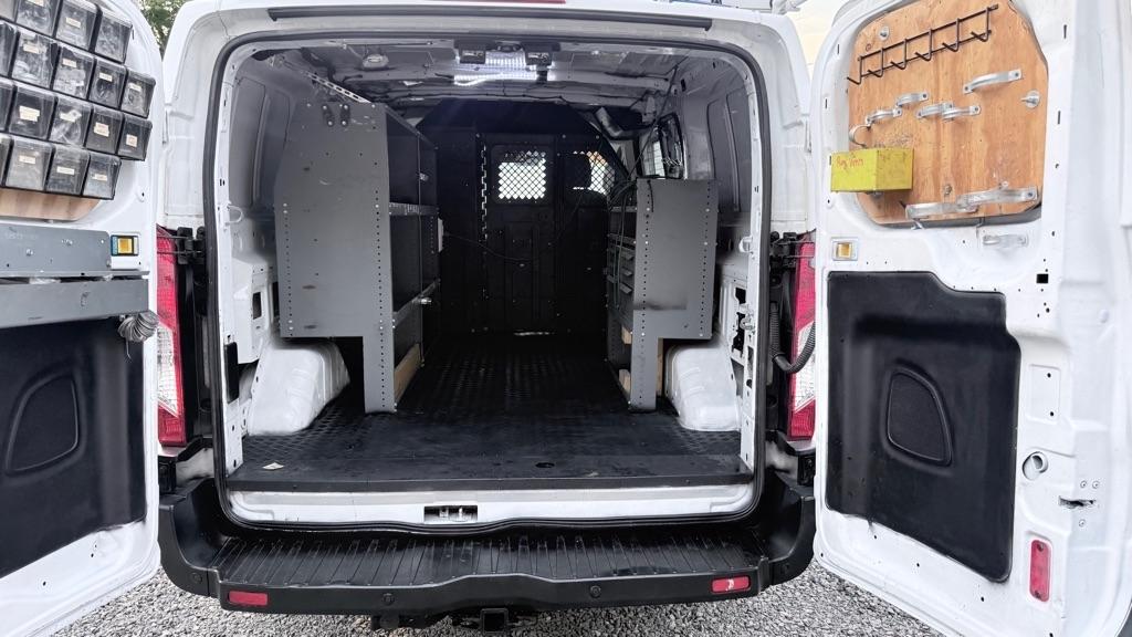 Ford Transit 250 Van Low Roof 60/40 Pass.130-in. WB 2016