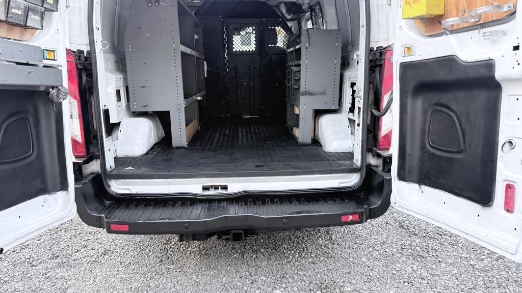 Ford Transit 250 Van Low Roof 60/40 Pass.130-in. WB 2016
