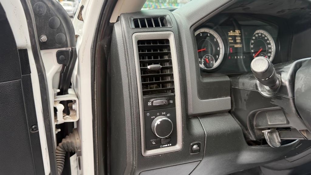 RAM 2500 Tradesman Regular Cab 2WD 2015
