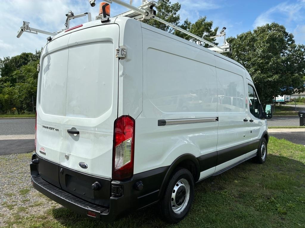 Ford Transit 150 Van Med. Roof w/Sliding Pass. 148-in. WB 2016