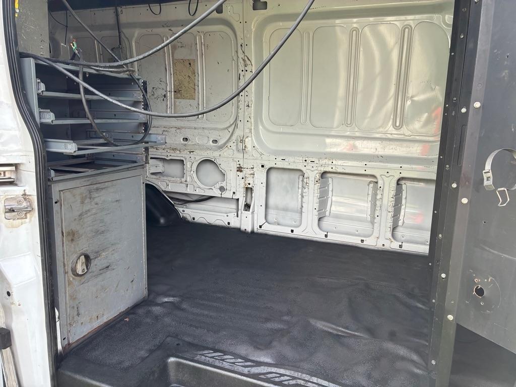 Ford Transit 150 Van Med. Roof w/Sliding Pass. 148-in. WB 2016