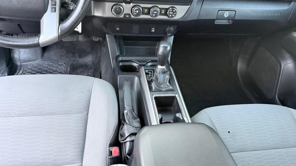 Toyota Tacoma SR5 Access Cab 6' Bed V6 AT (Natl) 2019